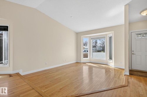 4 Dorset Place, St. Albert, AB - Indoor Photo Showing Other Room