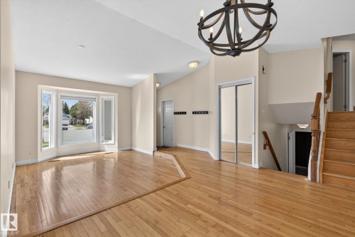 4 Dorset Place, St. Albert, AB - Indoor