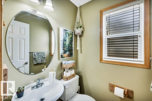 5 Hayden Place, St. Albert, AB - Indoor Photo Showing Bathroom