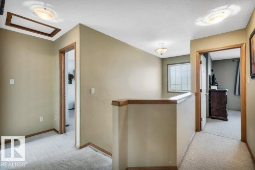 5 Hayden Place, St. Albert, AB - Indoor Photo Showing Other Room