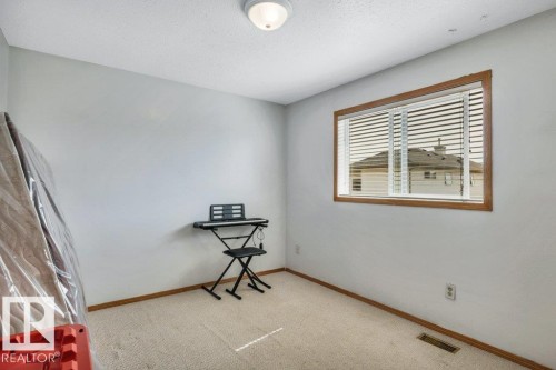 5 Hayden Place, St. Albert, AB - Indoor Photo Showing Other Room