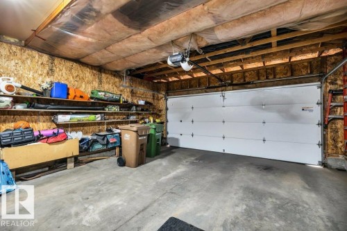 5 Hayden Place, St. Albert, AB - Indoor Photo Showing Garage