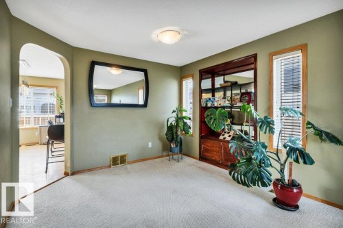 5 Hayden Place, St. Albert, AB - Indoor Photo Showing Other Room