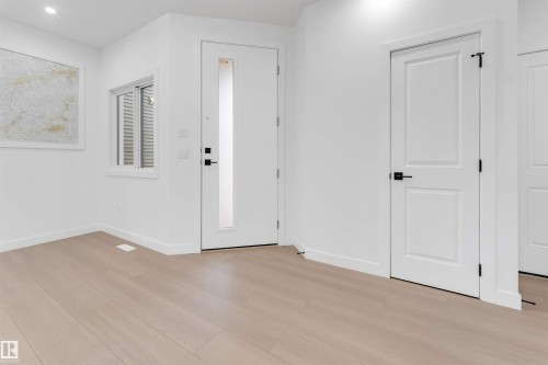 138 Creekside Lane Lane, Leduc, AB - Indoor Photo Showing Other Room