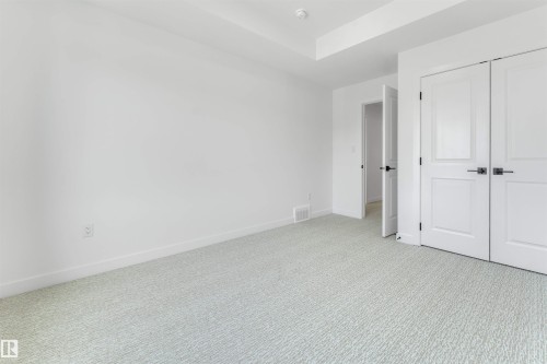 138 Creekside Lane Lane, Leduc, AB - Indoor Photo Showing Other Room