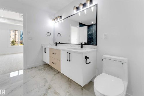 138 Creekside Lane Lane, Leduc, AB - Indoor Photo Showing Bathroom