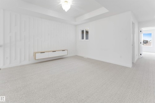 138 Creekside Lane Lane, Leduc, AB - Indoor Photo Showing Other Room