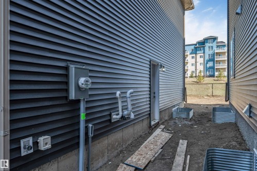138 Creekside Lane Lane, Leduc, AB - Outdoor