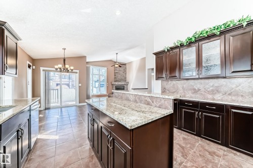1221 Cunningham Drive, Edmonton, AB - Indoor Photo Showing Kitchen