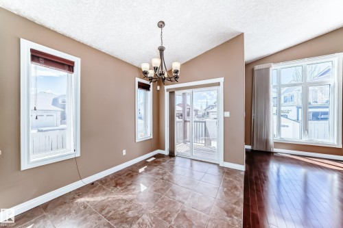 1221 Cunningham Drive, Edmonton, AB - Indoor Photo Showing Other Room