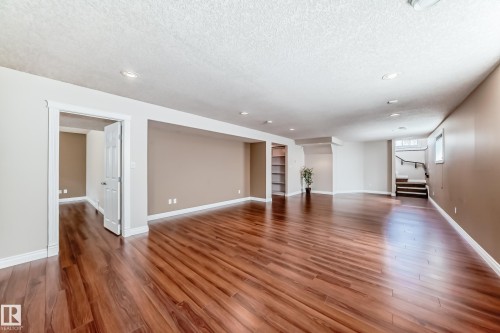 1221 Cunningham Drive, Edmonton, AB - Indoor Photo Showing Other Room