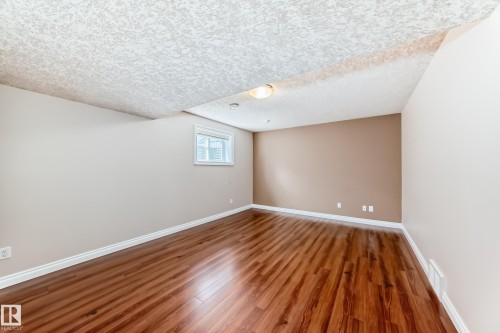 1221 Cunningham Drive, Edmonton, AB - Indoor Photo Showing Other Room