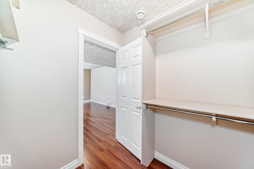 1221 Cunningham Drive, Edmonton, AB - Indoor With Storage