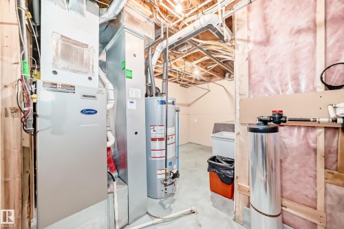 1221 Cunningham Drive, Edmonton, AB - Indoor Photo Showing Basement