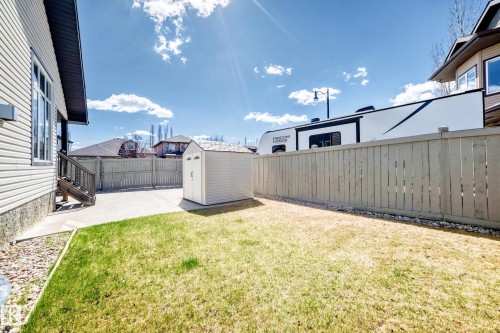 1221 Cunningham Drive, Edmonton, AB - Outdoor