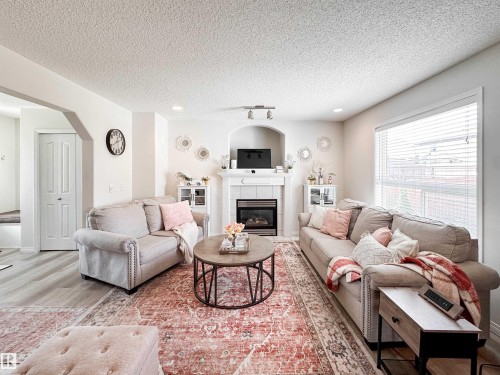6 Norfolk Close, St. Albert, AB - Indoor Photo Showing Living Room With Fireplace