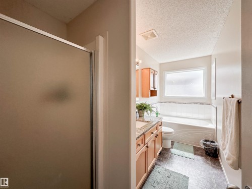 6 Norfolk Close, St. Albert, AB - Indoor Photo Showing Other Room