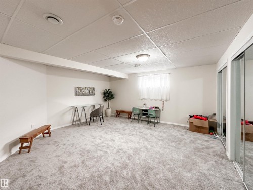 6 Norfolk Close, St. Albert, AB - Indoor