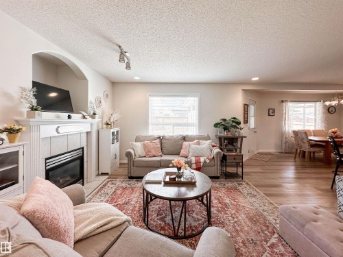6 Norfolk Close, St. Albert, AB - Indoor Photo Showing Living Room With Fireplace