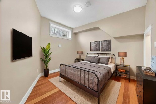 1251 Summerside Drive, Edmonton, AB - Indoor Photo Showing Bedroom