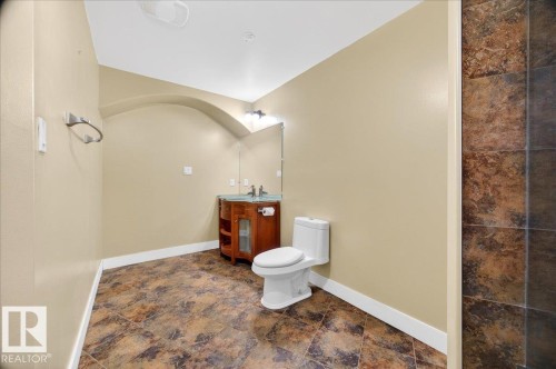 1251 Summerside Drive, Edmonton, AB - Indoor Photo Showing Bathroom