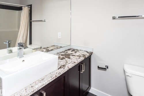 404 10238 103 Street, Edmonton, AB - Indoor Photo Showing Bathroom
