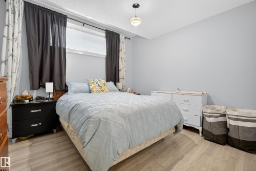 9052 92 Street, Edmonton, AB - Indoor Photo Showing Bedroom
