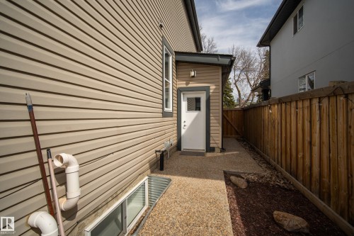 9052 92 Street, Edmonton, AB - Outdoor With Exterior