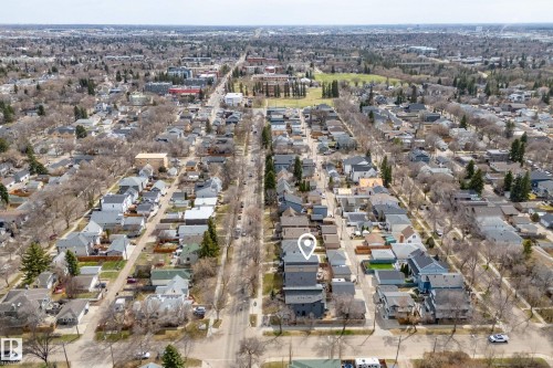 9052 92 Street, Edmonton, AB - Outdoor With View