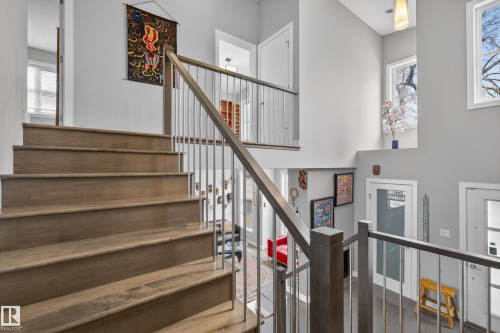 9052 92 Street, Edmonton, AB - Indoor Photo Showing Other Room