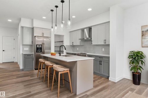 1060 Cristall Crescent, Edmonton, AB 