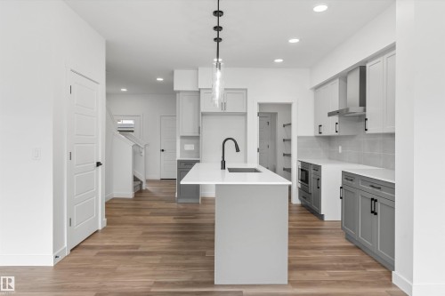 1060 Cristall Crescent, Edmonton, AB 