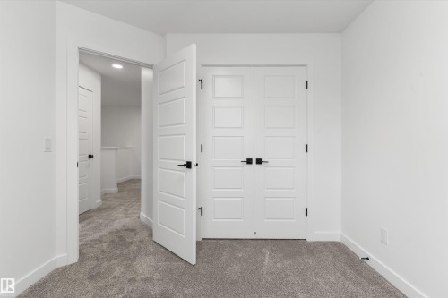 1060 Cristall Crescent, Edmonton, AB 