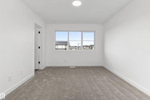 1060 Cristall Crescent, Edmonton, AB 