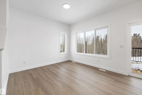 1062 Cristall Crescent, Edmonton, AB - Indoor Photo Showing Other Room