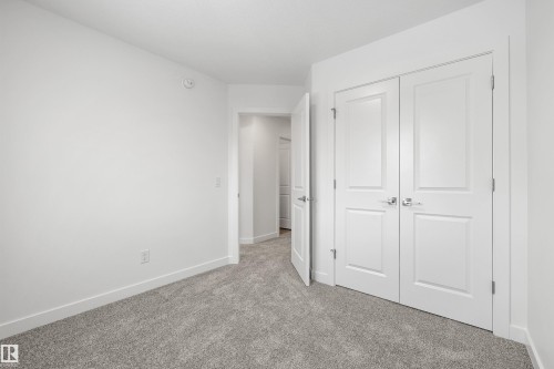 1062 Cristall Crescent, Edmonton, AB - Indoor Photo Showing Other Room
