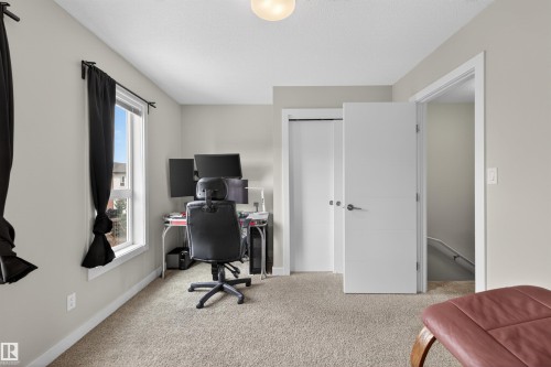 8 2560 Pegasus Boulevard, Edmonton, AB - Indoor Photo Showing Other Room