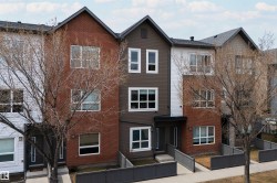 8 2560 PEGASUS Boulevard  Edmonton, AB T5E 6V4