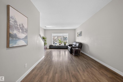 8 2560 Pegasus Boulevard, Edmonton, AB - Indoor