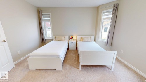 2078 Tanner Wynd, Edmonton, AB - Indoor Photo Showing Bedroom