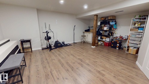 2078 Tanner Wynd, Edmonton, AB - Indoor