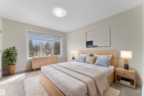 14914 108 Avenue, Edmonton, AB - Indoor Photo Showing Bedroom