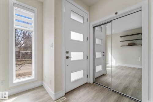 14914 108 Avenue, Edmonton, AB - Indoor Photo Showing Other Room