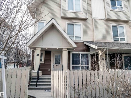 40-13003 132 Av 130 Avenue NW  Edmonton, AB T5L 3R2