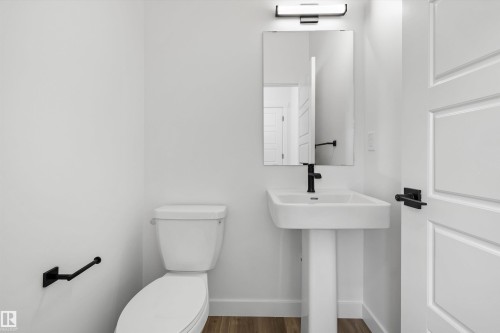 20631 43 Avenue, Edmonton, AB - Indoor Photo Showing Bathroom