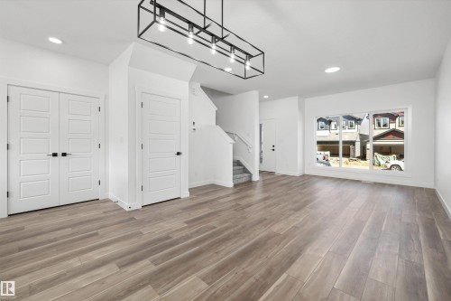 20631 43 Avenue, Edmonton, AB - Indoor