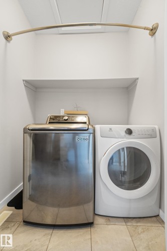 911 Morris Way, Leduc, AB - Indoor Photo Showing Laundry Room