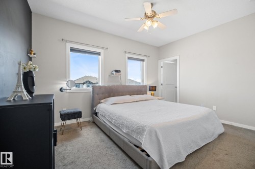 911 Morris Way, Leduc, AB - Indoor Photo Showing Bedroom