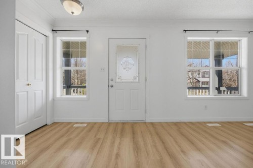 2076 Tanner Wynd, Edmonton, AB 