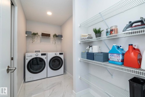 1448 Darby Green Green, Edmonton, AB - Indoor Photo Showing Laundry Room